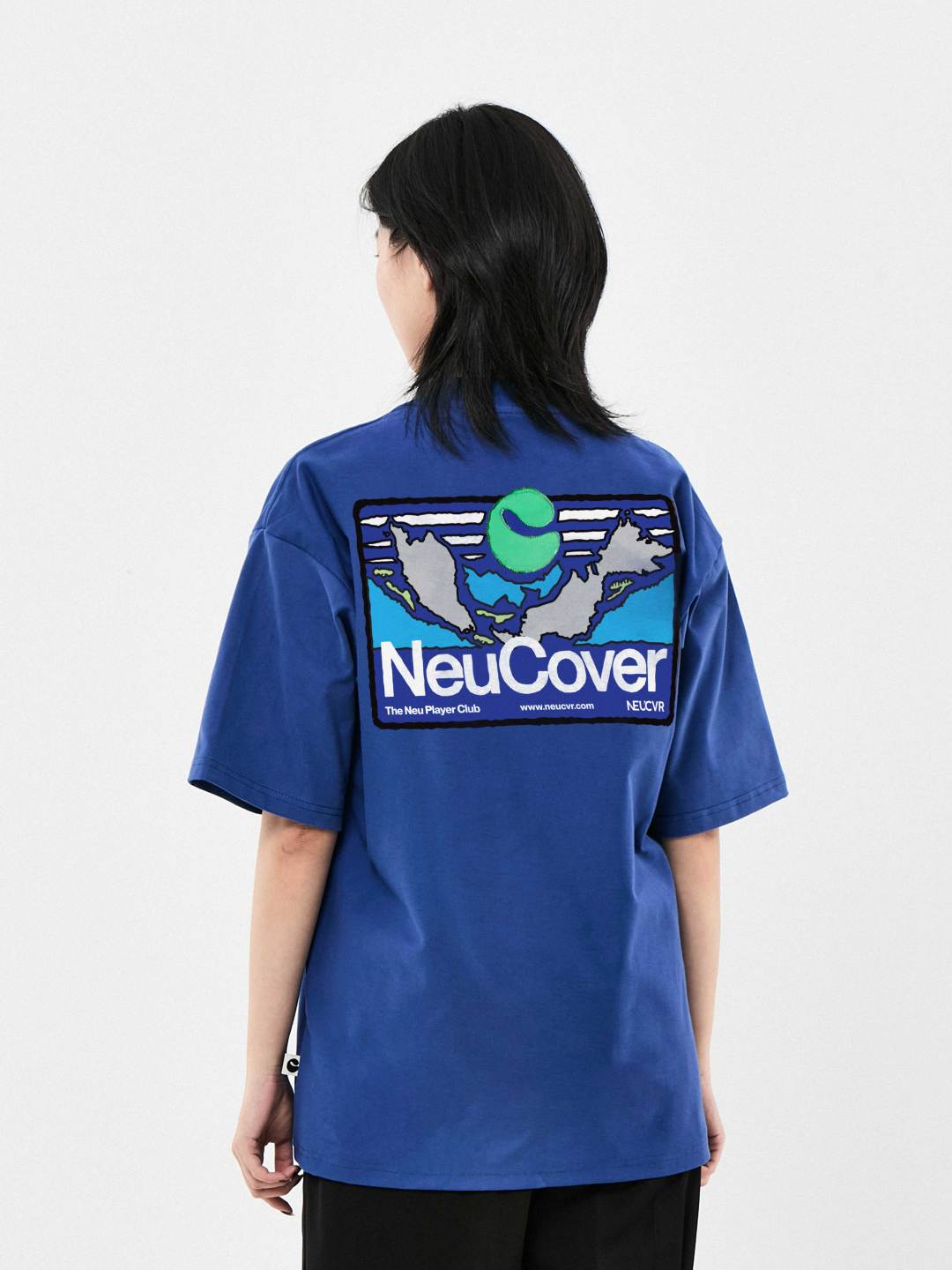 Neuplayer Club Mountain Tee | Dark Grey